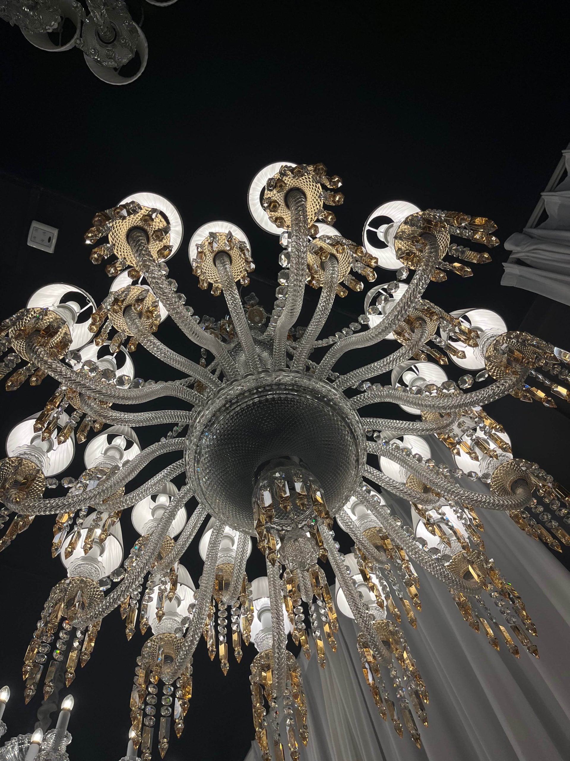 Large Light Luxury Classic Tiered Yellow Crystal Candle Lampshade Chandelier for High-ceiling Rooms/Living Room