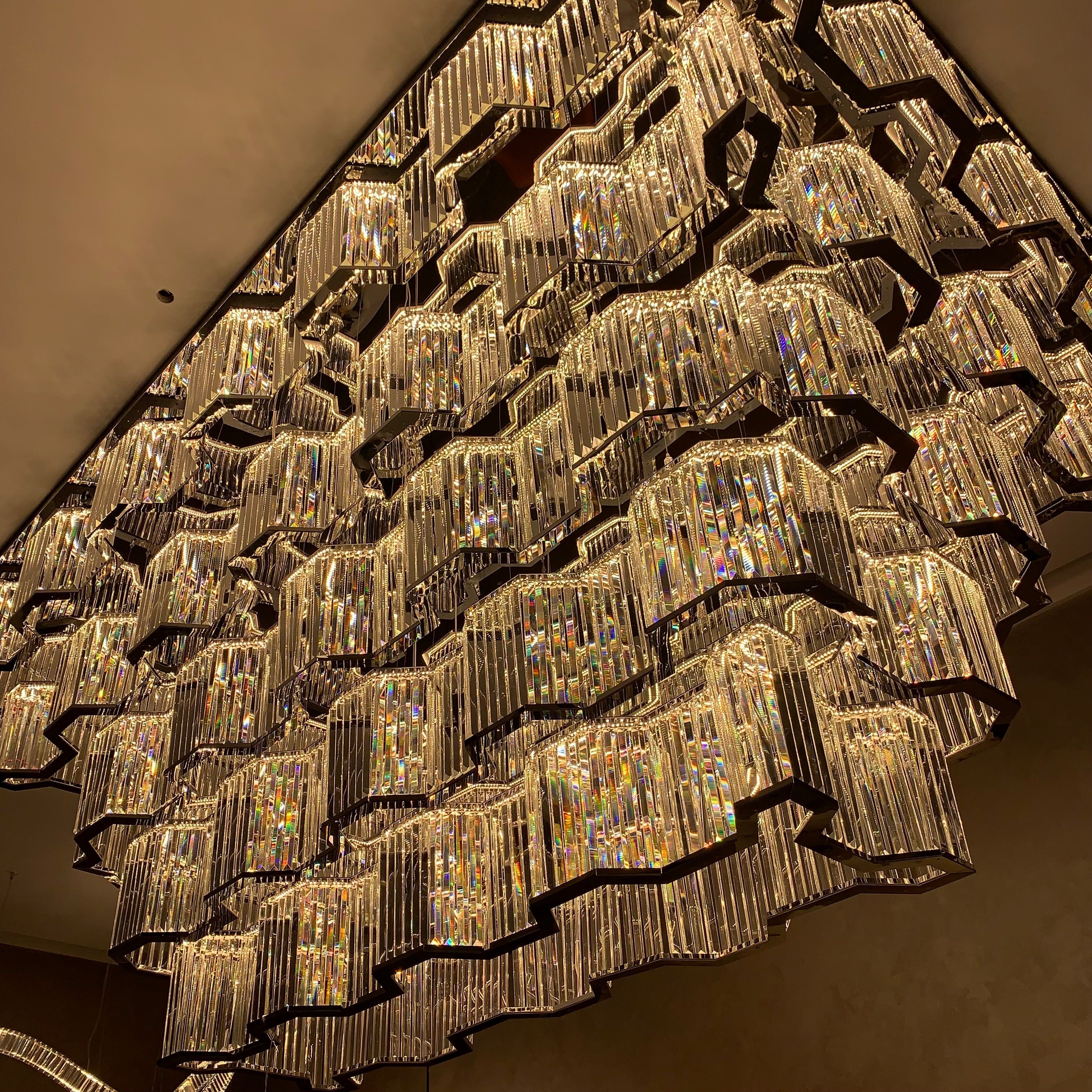 Moderne plafondlamp/kroonluchter met chromen afwerking voor hal/hotellobby/eetkamer