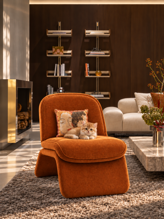 Sculptura Artistic Lounge Chair