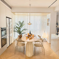 Rylight Franse crèmekleurige ovale/ronde schelpvormige eettafel 