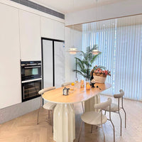 Rylight Franse crèmekleurige ovale/ronde schelpvormige eettafel 