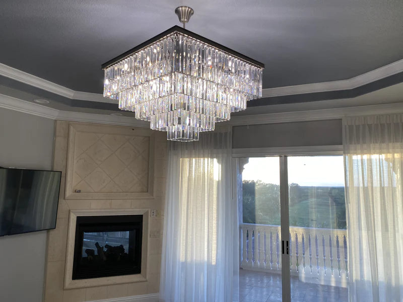 ثريا كريستالية بإطار أسود مربع من Rylight مكونة من 5 طبقات