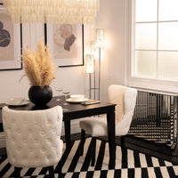 كراسي طعام حديثة وبسيطة