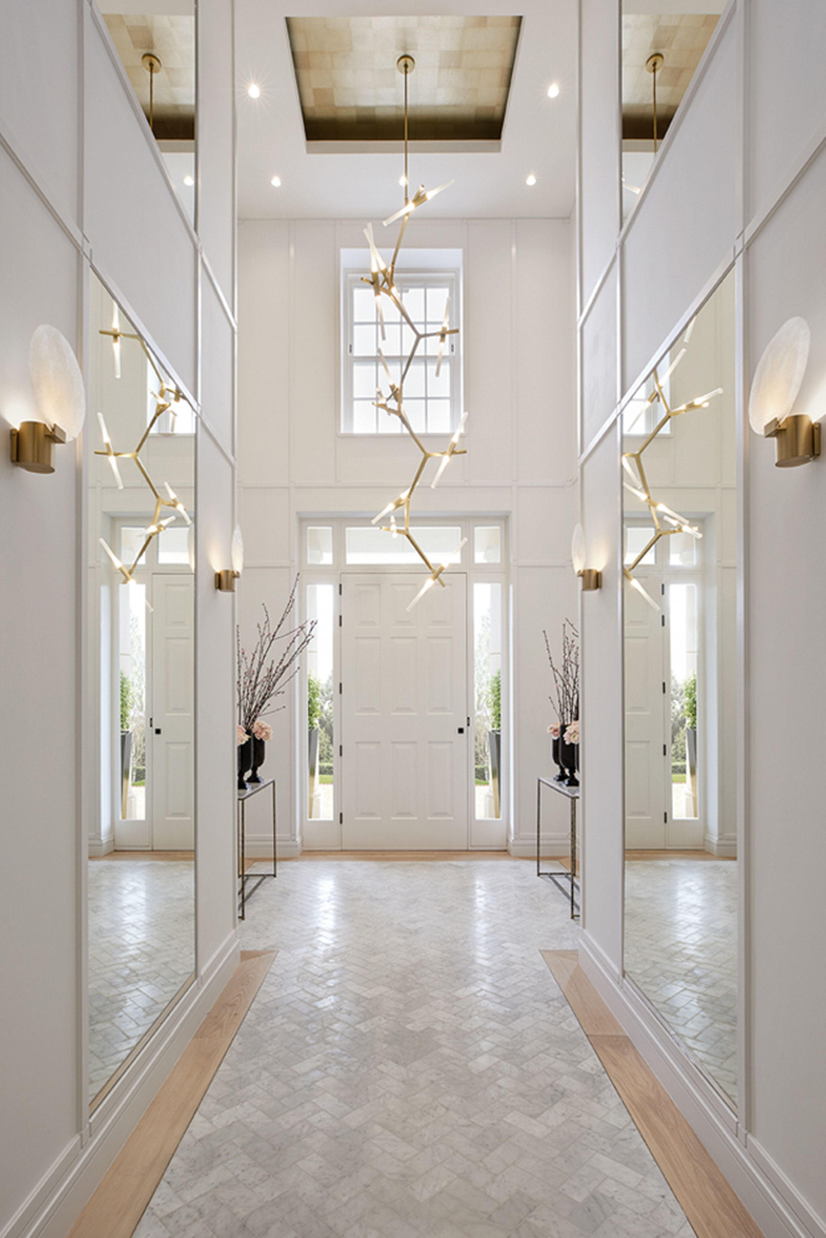 Rylight Simple Brass/Black Branches Chandelier