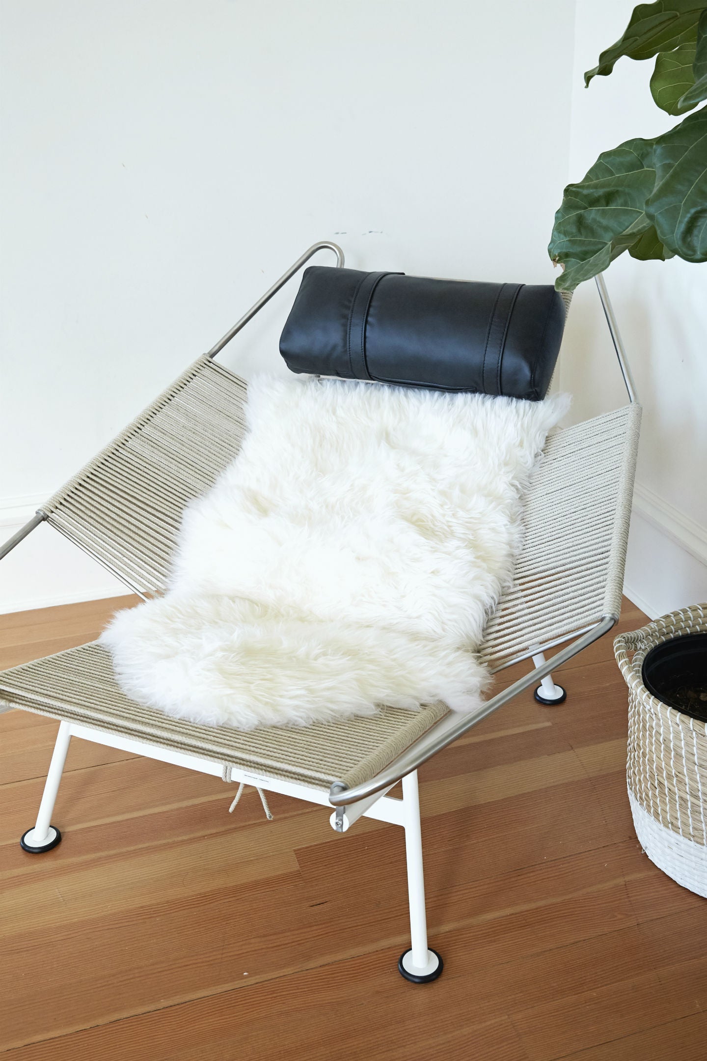 Rylight Designer Recommended Handmade Flag Line Recliner/Lounge Chair