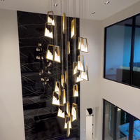 ثريا رخامية فاخرة حديثة من Rylight باللون الذهبي