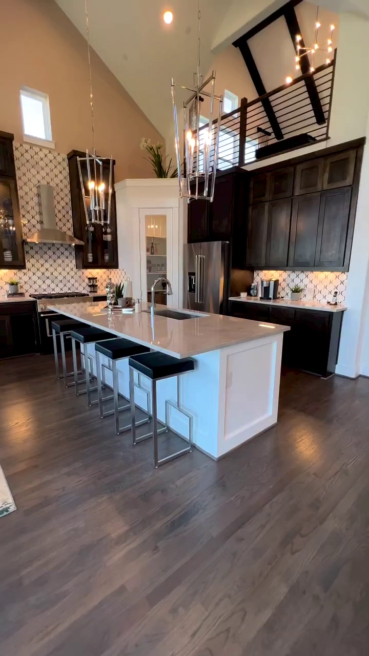 Rylight 5/8-lichts 23"/21" brede glazen staaf hanglamp