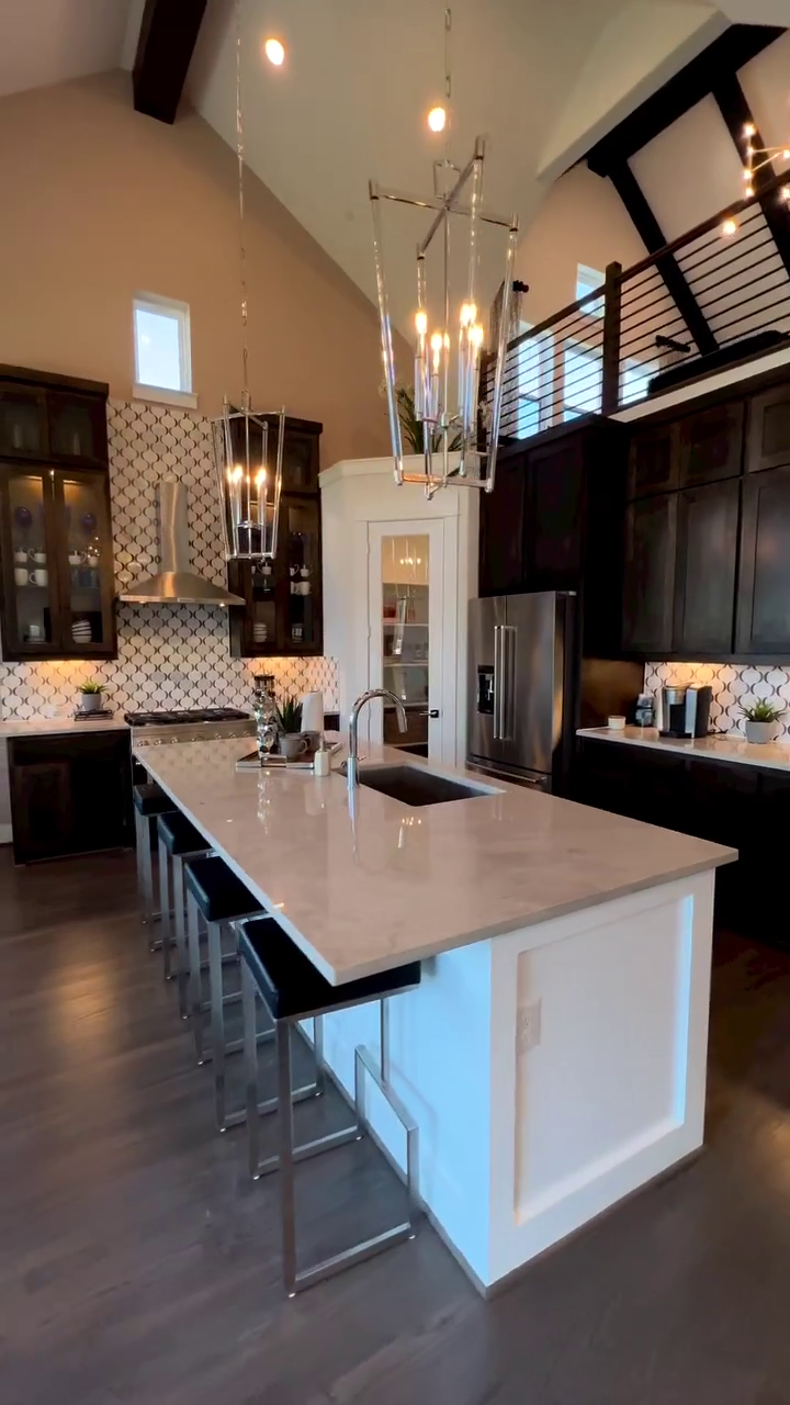 Rylight 5/8-lichts 23"/21" brede glazen staaf hanglamp