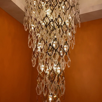 ثريا كريستالية سداسية حديثة مدمجة في السقف للسلالم/البهو 